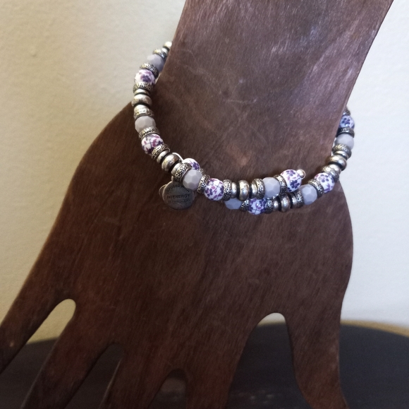 Alex and Ani Vintage Sixty /Six Silver Tone Purple Flower Bead Wrap Bracelet - Picture 2 of 5